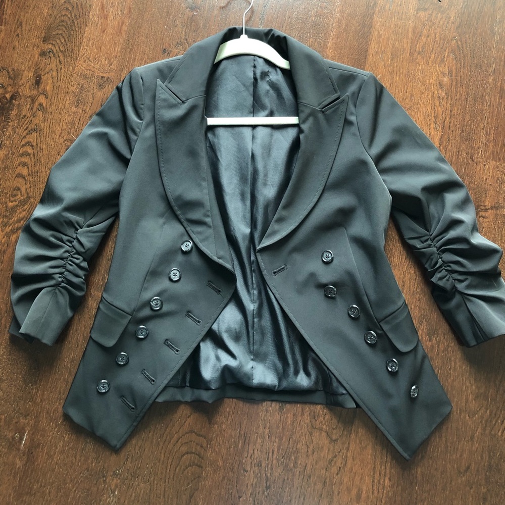 💥SALE💥Elizabeth & James Blazer
